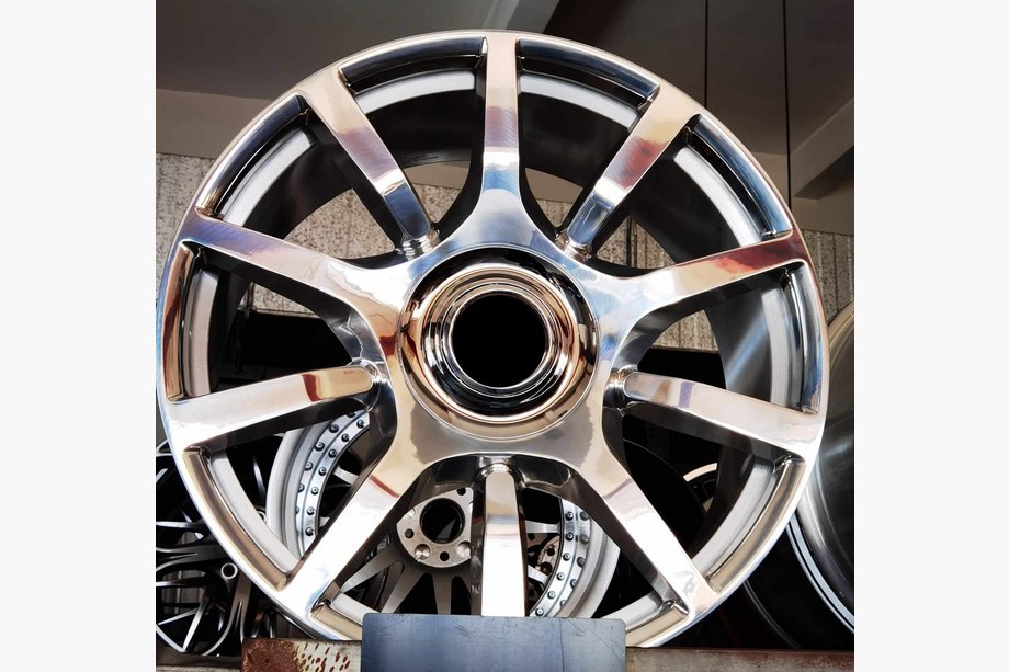 Rolls-Royce Cullinan 2018- Kute felgi OEM R24 V2 (Zestaw 4 szt.) Image