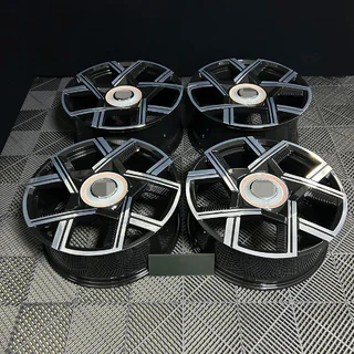 Kute felgi OEM R22 V6 (zestaw 4 szt.) Rolls-Royce Cullinan 2018- zdjęcia 4