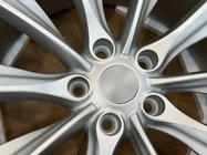 Tesla Model S 2012– Kute felgi OEM R20 (Zestaw 4 szt.) zdjęcia 10