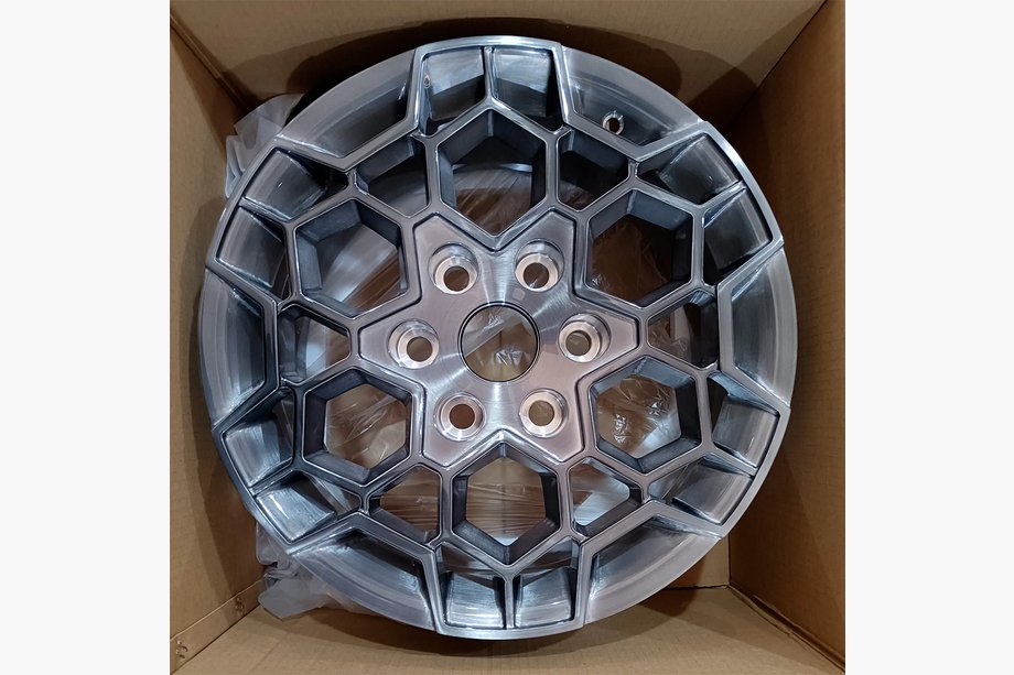 Toyota Land Cruiser Prado 250 2023- Kute felgi OEM R17 (zestaw 4 szt.) Zdjęcia 1