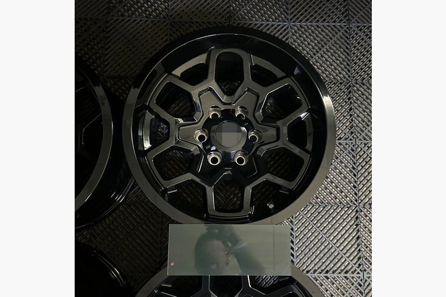Toyota Hilux 2015- Kute felgi OEM R17 (zestaw 4 szt.) Image