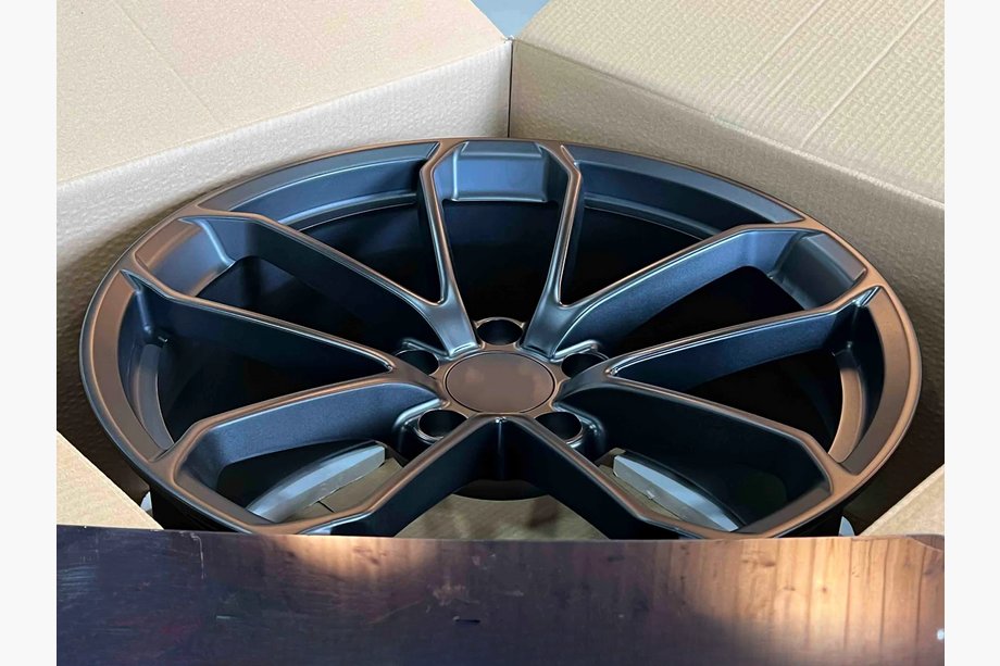 Toyota GR86 2021- Kute felgi OEM R18 (zestaw 4 szt.) Zdjęcia 4