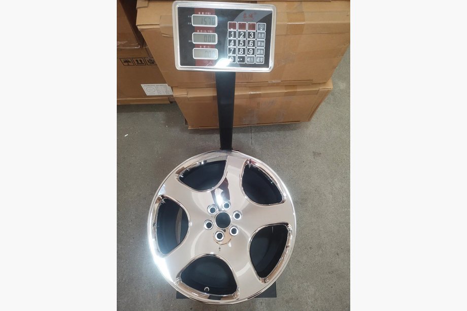 Dodge Viper 1996–2002 Kute felgi OEM R18 R19 (Zestaw 4 szt.) Zdjęcia 12
