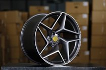 Ferrari F8 Kute felgi OEM R21 (zestaw 4 szt.) zdjęcia 1
