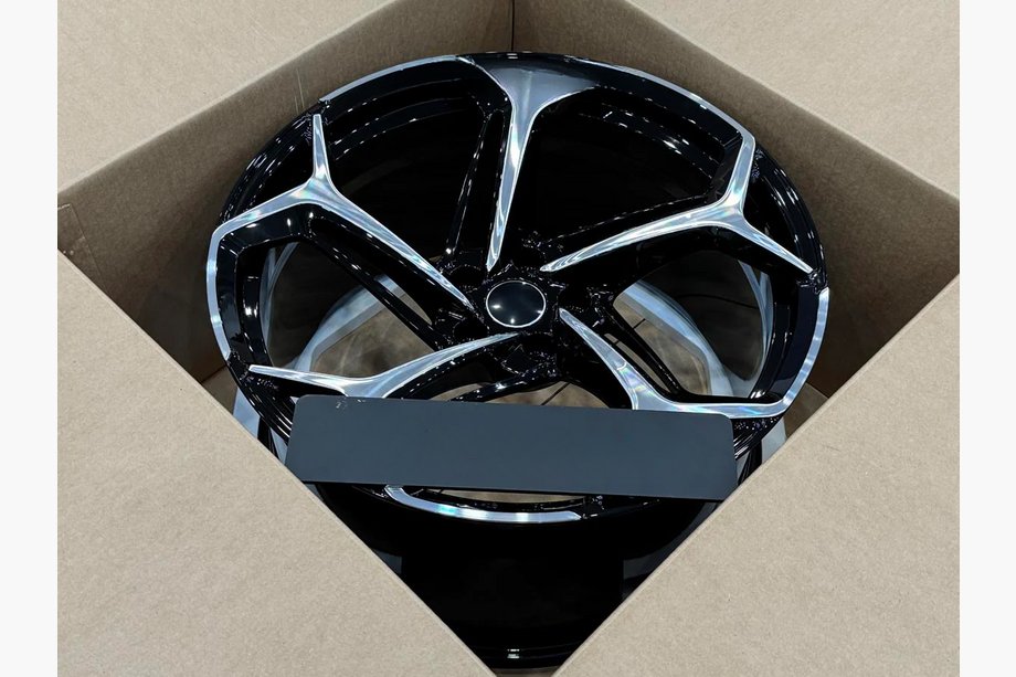 McLaren GT Kute felgi OEM R19 R20 (Zestaw 4 szt.) Zdjęcia 8