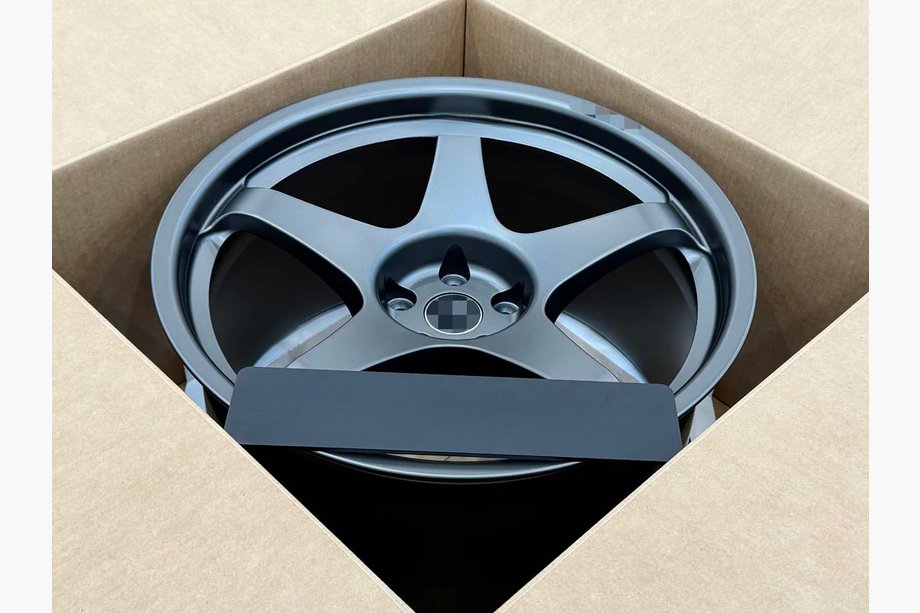 McLaren 765LT Kute felgi OEM R19 R20 V2 (Zestaw 4 szt.) Zdjęcia 4