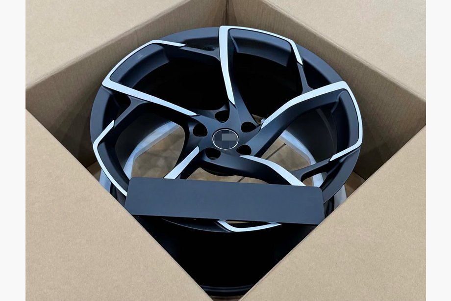 McLaren 720S Kute felgi OEM R19 R20 V4 (Zestaw 4 szt.) Zdjęcia 3