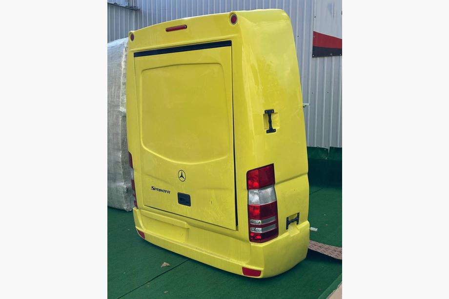 Mercedes Sprinter W906 2006–2018 Bagażnik dachowy (Żółty) Zdjęcia 2