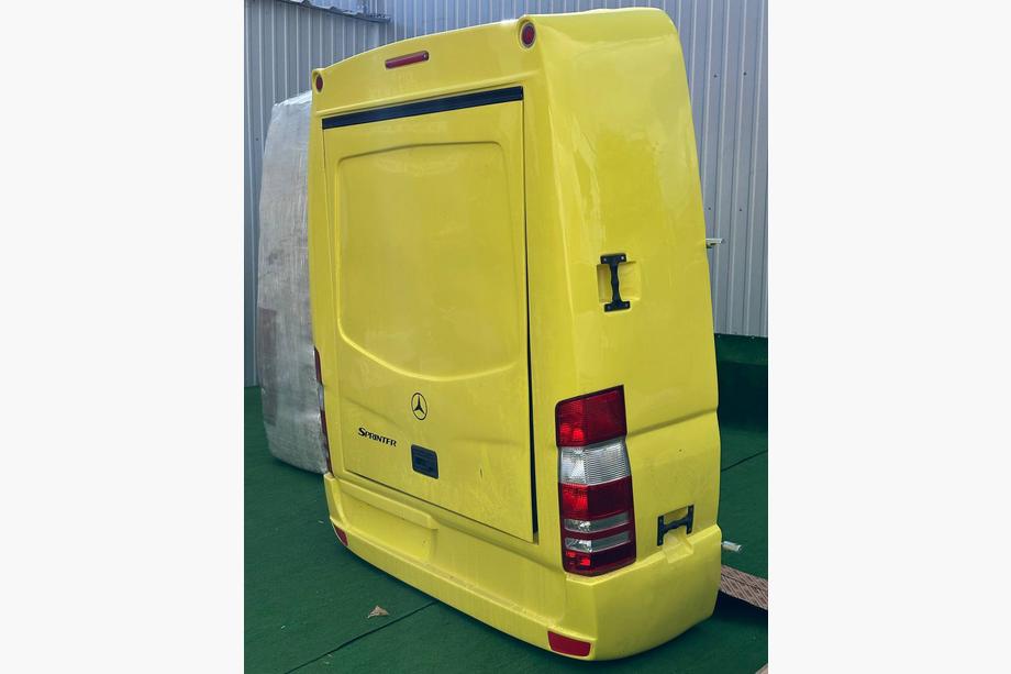 Mercedes Sprinter W906 2006–2018 Bagażnik dachowy (Żółty) Zdjęcia 6