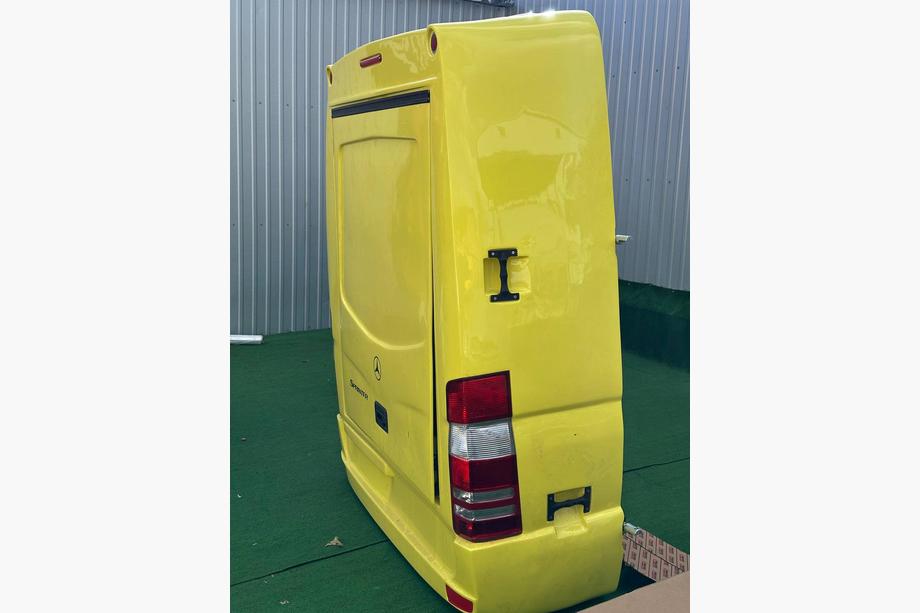 Mercedes Sprinter W906 2006–2018 Bagażnik dachowy (Żółty) Zdjęcia 8