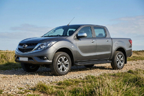 Mazda BT-50 2012- Progi Boczné Allmond Black (2 szt., Aluminium) zdjęcia 1