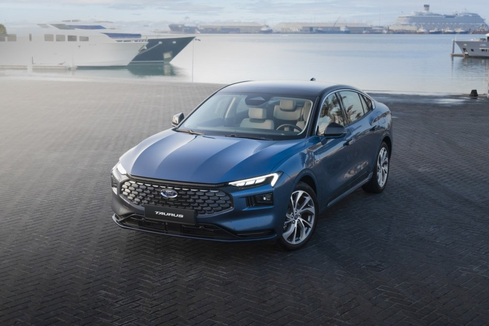 Ford Taurus ósmej generacji: przegląd komfortowego sedana