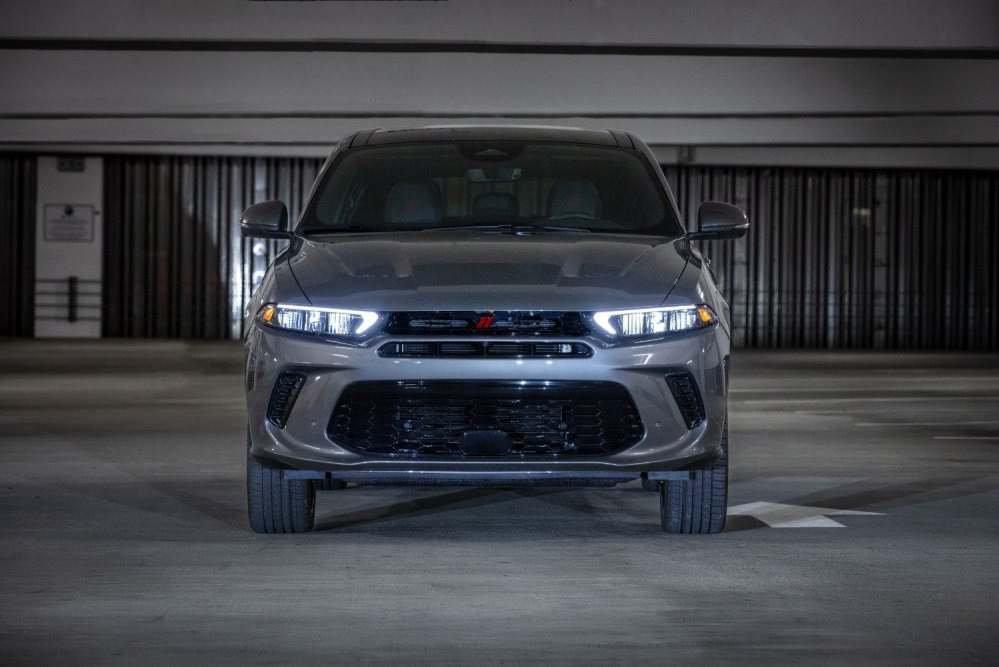 Dodge Hornet – test: dane techniczne, wersje, zdjęcia