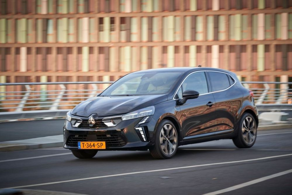 Mitsubishi Colt 2023–2025: pełna recenzja ze zdjęciami i danymi technicznymi