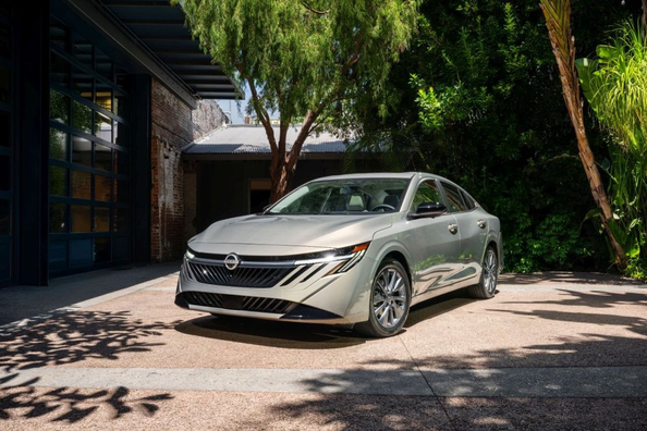 Nissan Sentra 2026 – Przegląd: Dane techniczne, Wersje wyposażenia, Zdjęcia Zdjęcie 3