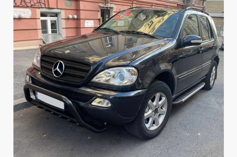 Mercedes ML W163 1997-2005 Pałąk Przedni WT003 Czarny (Stal Nierdzewna) Zdjęcia 1