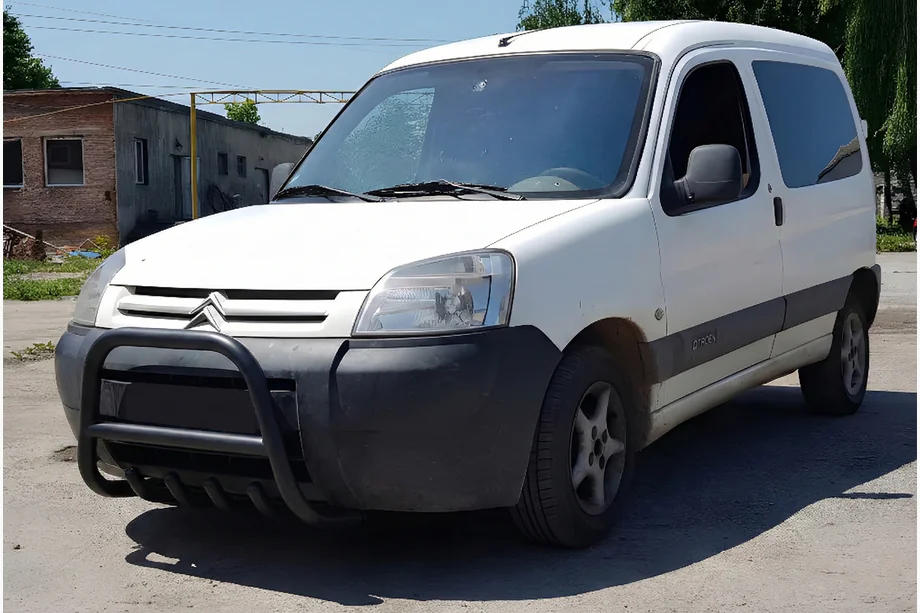 Peugeot Partner 1996-2008 Przedni Pałąk WT003 Czarny Stal Nierdzewna Image