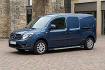 Mercedes Citan 2013-2021 Progi Boczné RedLine V1 (2 szt., Aluminium) zdjęcia 1