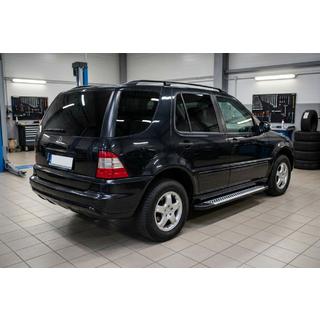 Progi Boczne Line (2 szt., Aluminium) Mercedes ML W163 1997-2005 zdjęcia 1