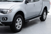 Mitsubishi L200 2006-2015 Progi Boczné Duru (2 szt., Aluminium) zdjęcia 1