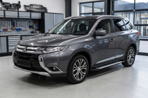 Mitsubishi Outlander 2012-2021 Progi Boczne Line (2 szt., Aluminium) zdjęcia 1