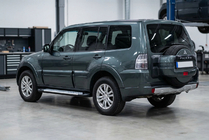 Mitsubishi Pajero Wagon IV 2006-2021 Progi boczne typ X5 (2 szt, aluminium) zdjęcia 1