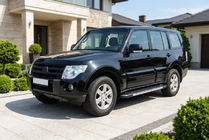Mitsubishi Pajero Wagon IV 2006-2021 Progi Boczné RedLine V1 (2 szt., Aluminium) zdjęcia 1