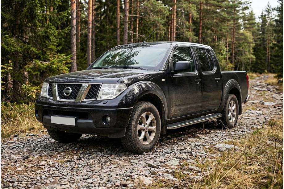 Nissan Navara 2006-2015 Progi Boczne Maydos V1 (2 szt., Aluminium i Stal Nierdzewna) Image