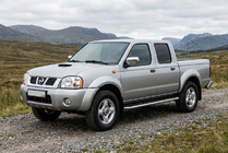 Nissan NP300 1999-2015 Progi Boczne Maydos V1 (2 szt., Aluminium i Stal Nierdzewna) zdjęcia 1