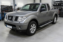 Nissan NP300 1999-2015 Progi Boczné Fullmond (2 szt., Aluminium) zdjęcia 1