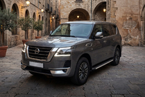Nissan Patrol Y62 2010-2024 Progi Boczné Fullmond (2 szt., Aluminium) zdjęcia 1