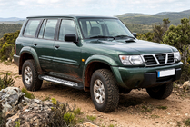 Nissan Patrol Y61 1997-2011 Progi Boczne Line (2 szt., Aluminium) zdjęcia 1
