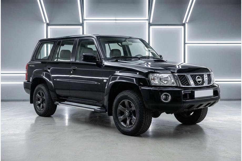 Nissan Patrol Y61 1997-2011 Progi Boczné Rainbow (2 szt., Aluminium) Image