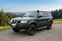 Nissan Patrol Y61 1997-2011 Progi Boczné Fullmond (2 szt., Aluminium) zdjęcia 1