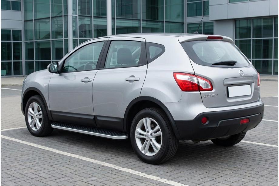 Nissan Qashqai 2010-2014 Progi Boczne Tayga Grey (2 szt., Aluminium) Długa Baza Image