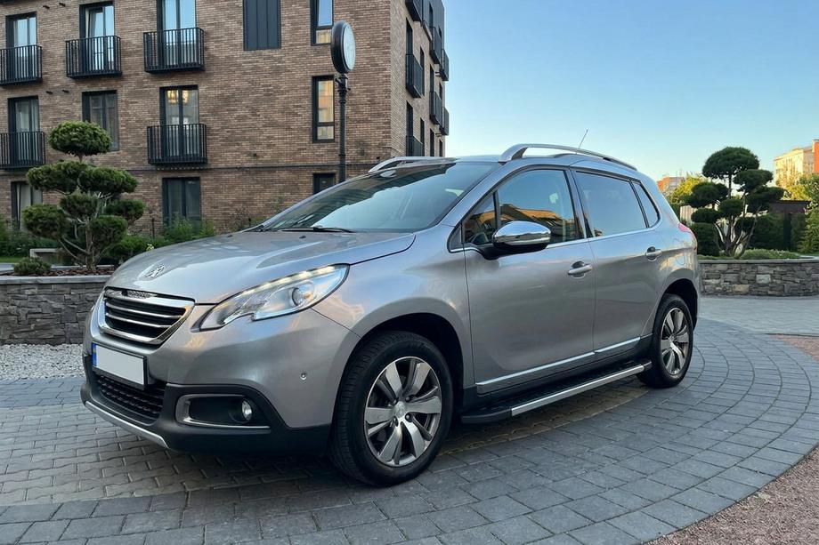 Peugeot 2008 2013-2019 Progi Boczné RedLine V1 (2 szt., Aluminium) Image