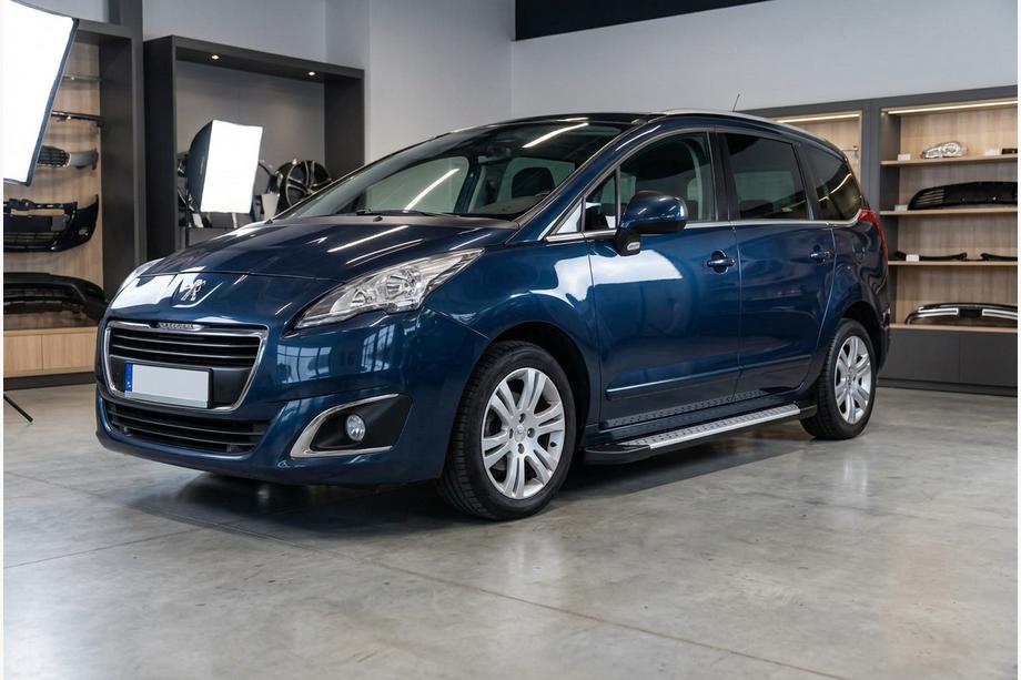 Peugeot 5008 2009-2016 Progi boczne Allmond Grey (2 szt., aluminium) Image