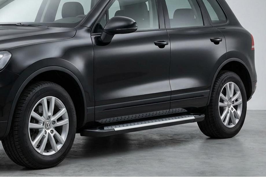 Porsche Cayenne 2003–2010 Progi boczne Allmond (2 szt., aluminium) Image