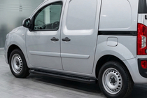 Renault Kangoo 2008–2020 Progi Boczné Allmond Black (2 szt., Aluminium) zdjęcia 1