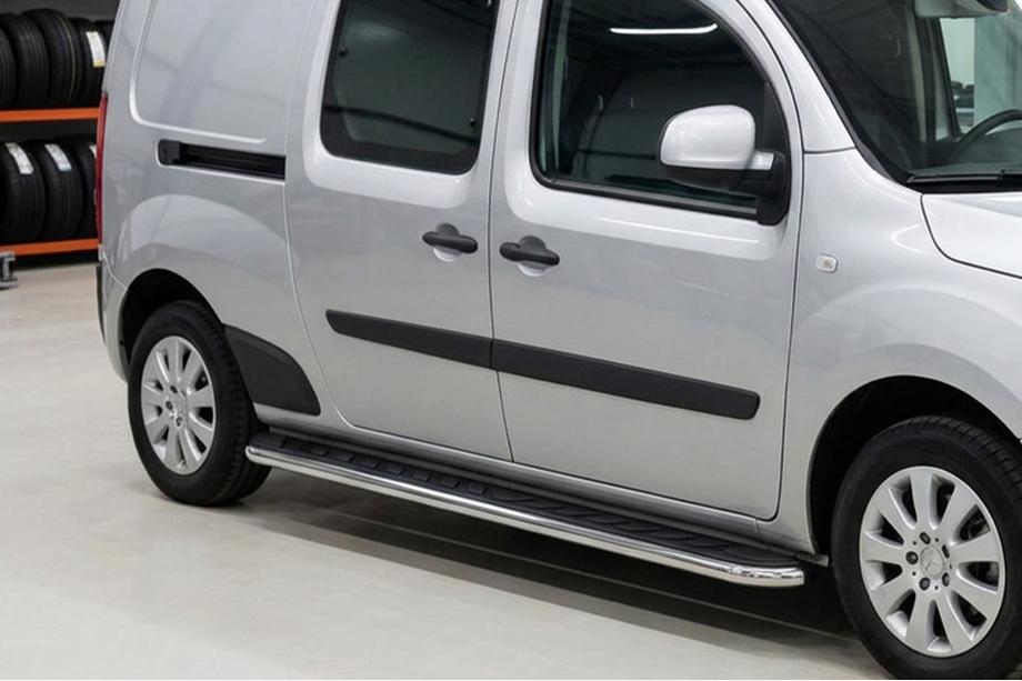 Renault Kangoo 2008–2020 Progi Boczne Maydos V1 (2 szt., Aluminium i Stal Nierdzewna) Image