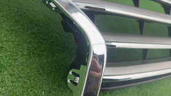 Lexus LX570/450d 2008-2022 Przeceniona kratka OEM (2012-2015) zdjęcia 3