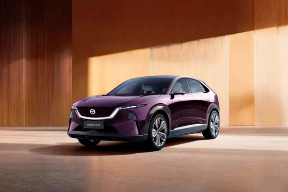 Mazda EZ-60 – test: hybryda i elektryk w jednym