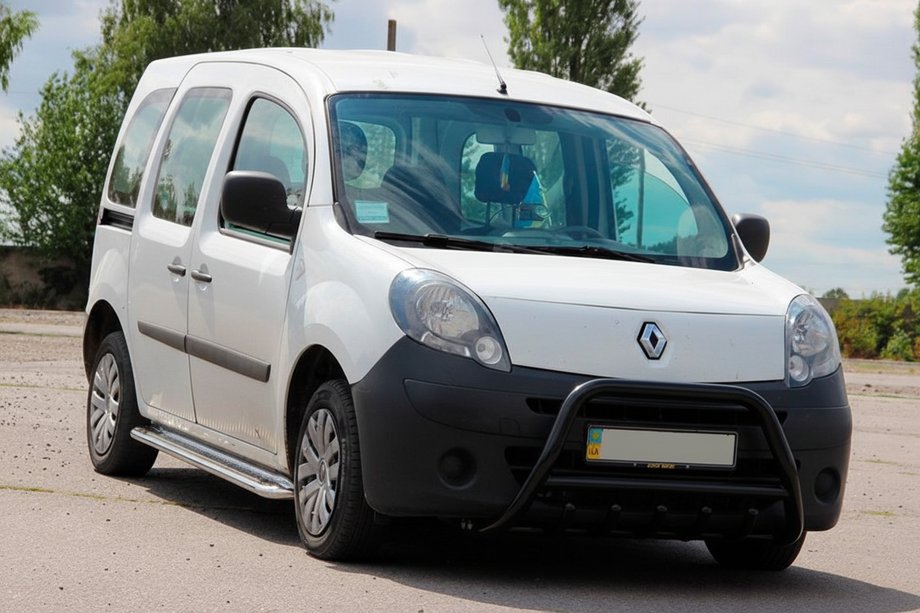 Renault Kangoo 2008–2020 Przedni Pałąk WT003 Czarny Stal Nierdzewna Image