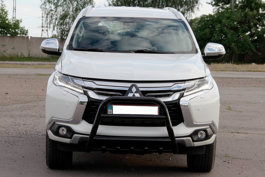 Mitsubishi Pajero Sport 2015- Pałąk Przedni WT008 Czarny (Stal Nierdzewna) Image