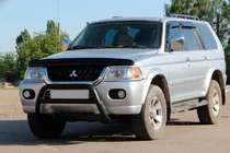 Mitsubishi Pajero Sport 1996-2007 Pałąk Przedni WT022 Czarny (Stal Nierdzewna) zdjęcia 3