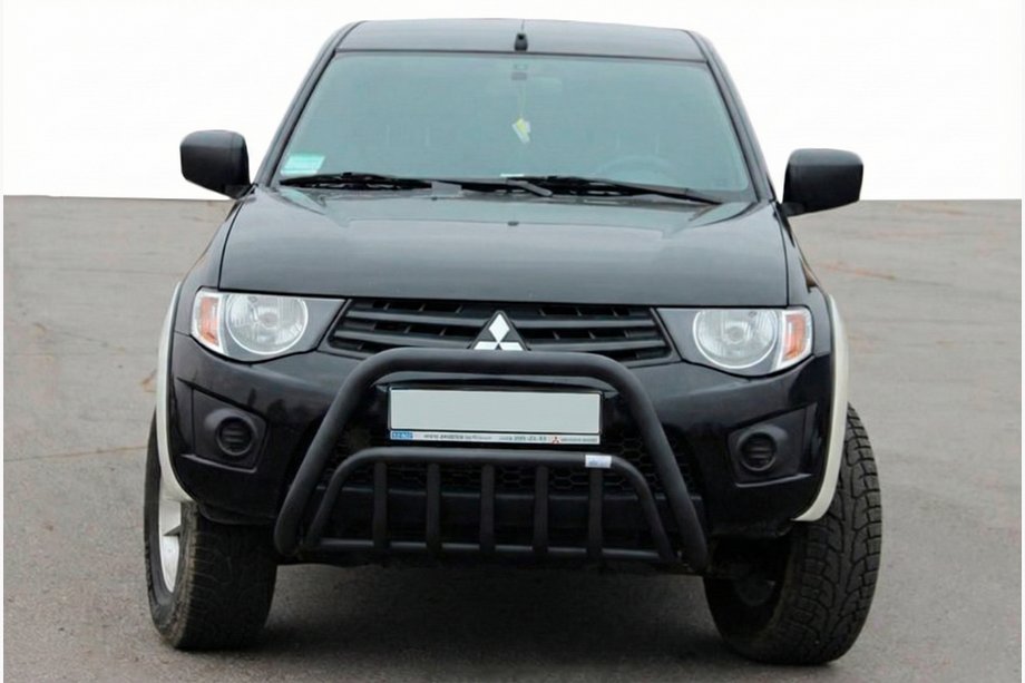 Mitsubishi L200 2006-2015 Pałąk przedni Black (stal nierdzewna) Image