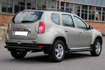 Renault Duster 2008–2017 Rury boczne z wstawkami Black (2 szt., stal nierdzewna) zdjęcia 3