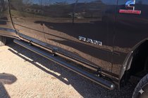 Dodge RAM (DR/DH/D1/DC/DM) 2002–2009 Standardowe Rury Bocz­ne Black (2 szt., Stal Nierdzewna) zdjęcia 2