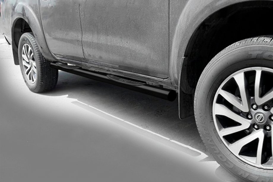 Nissan Navara/NP300 2016- Rury Boczne Black (2 szt., stal nierdzewna) Image