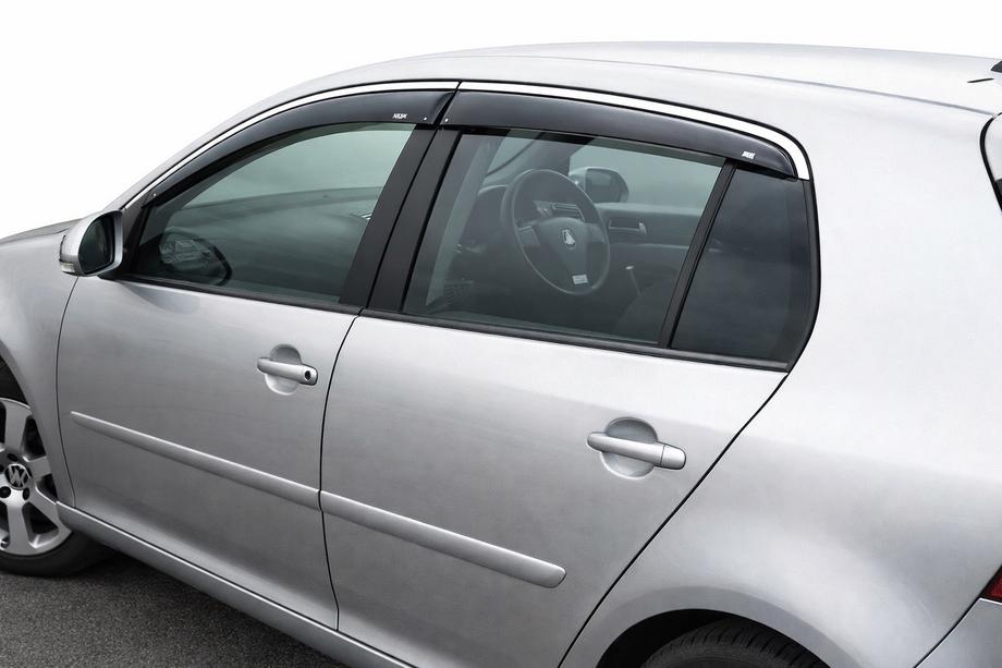 Volkswagen Golf 5 2003-2009 Deflektory szyb z listwą chromowaną (HB, 4 szt, Niken) Image